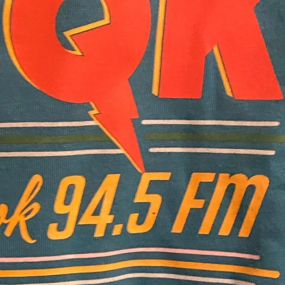 WSQK 94.5 FM Sweatshirt / Size Large - Picture 9 of 14